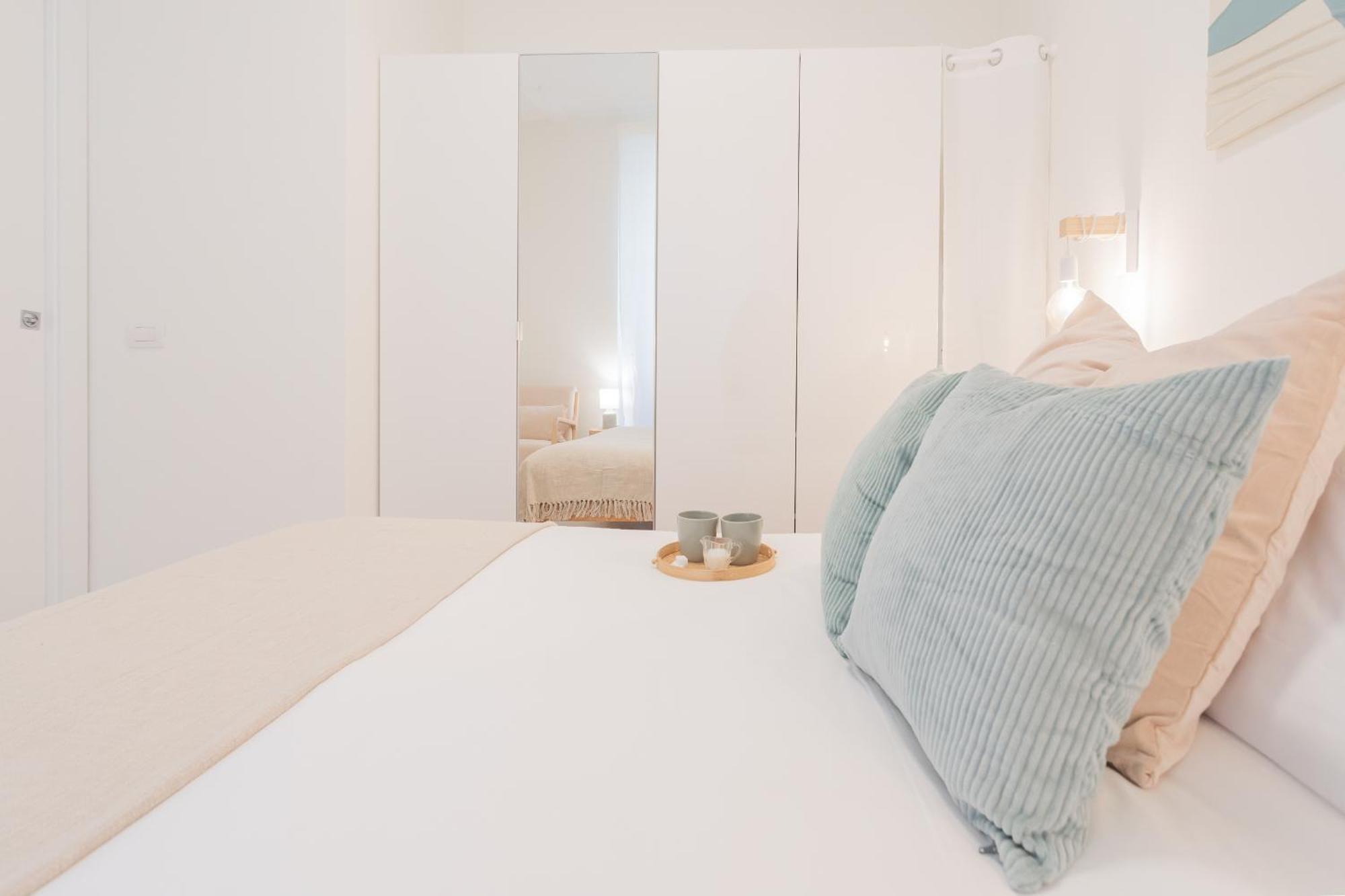Enchanted Como Lake - City Apartment 2 By Rent All Como Exterior photo